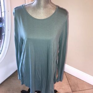 NWT Tunic Length Long Sleeve Tshirt